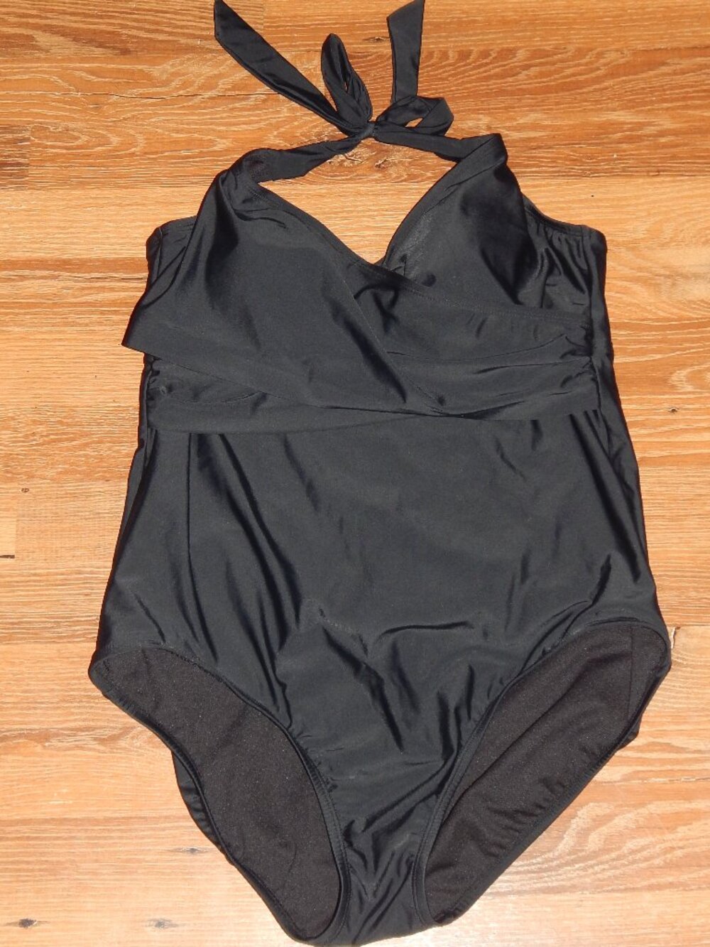 TIME AND TRU Women's Size XL (16/18) Solid Black One Piece Halter Style Swimsuit